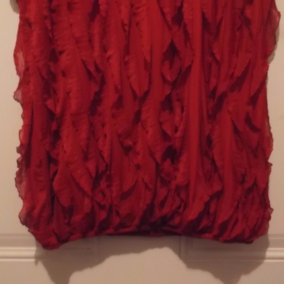 Red Ruffle Top * NWT - Picture 4 of 8
